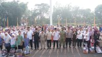 pemko-serahkan-bantuan-perlengkapan-murid-baru-untuk-3.619-siswa-sd-smp-bukittinggi pemko-serahkan-bantuan-perlengkapan-murid-baru-untuk-3.619-siswa-sd-smp-bukittinggi