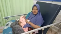 tiga-kali-bersalin-caesar-pakai-jkn,-utami-ungkap-tak-lagi-cemas-soal-biaya tiga-kali-bersalin-caesar-pakai-jkn,-utami-ungkap-tak-lagi-cemas-soal-biaya