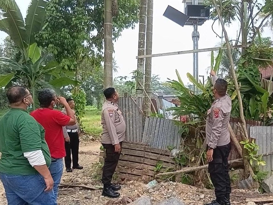 aki-ews-banjir-bpbd-kota-padang-di-kuranji-raib-dicuri,-fungsi-peringatan-dini-terancam aki-ews-banjir-bpbd-kota-padang-di-kuranji-raib-dicuri,-fungsi-peringatan-dini-terancam