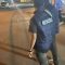 Personel Polda Sumbar melakukan patroli malam menggunakan kendaraan dinas untuk mencegah kejahatan jalanan di Kota Padang.