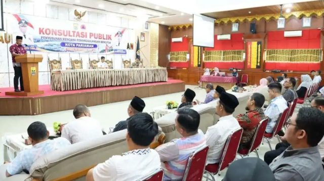 Wakil Wali Kota Pariaman membuka Forum Diskusi Publik penyusunan dokumen Rencana Penanggulangan Bencana di Aula Balaikota.