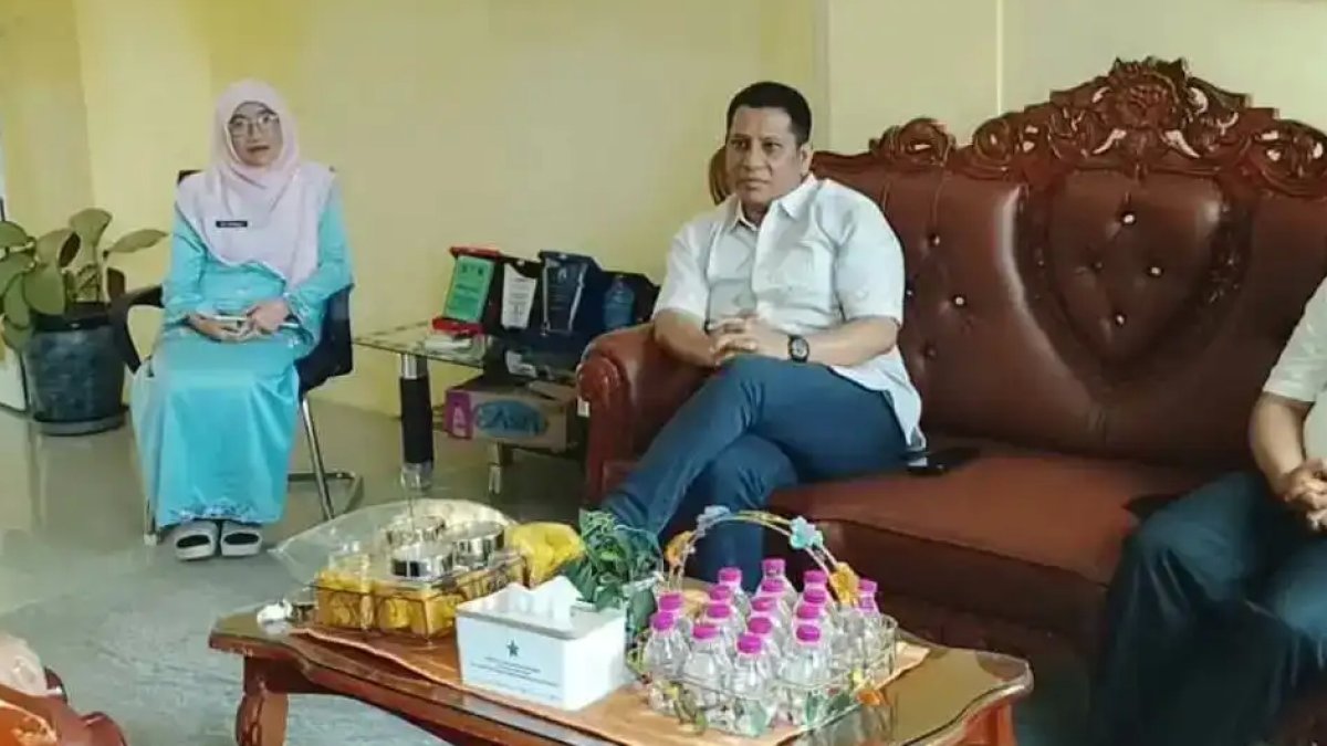 dinas-arpus-agam-gandeng-kominfo-percepat-digitalisasi-perpustakaan-dan-kearsipan Koordinasi Dinas Arpus dan Diskominfo Agam terkait percepatan digitalisasi layanan perpustakaan dan kearsipan daerah.