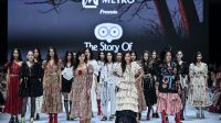 Peragaan busana koleksi ROMANTICIST hasil kolaborasi METRO Department Store dan The Story Of di Jakarta Fashion Week 2027.