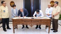 Menaker Yassierli menerima kunjungan Executive Chairman IM Japan untuk membahas peningkatan kompetensi program pemagangan.