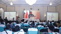 WhatsApp-Image-2026-10-25-at-22.46.31 Menaker Yassierli mengajak serikat pekerja mengawal implementasi UU Ketenagakerjaan baru dalam Munas VII FSP KEP KSPI.